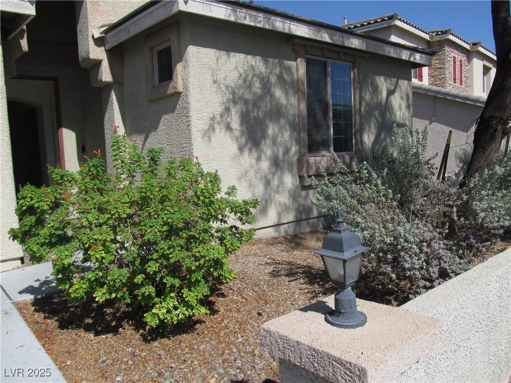 1692 Butterfly Ridge Avenue - Photo 2 of 27