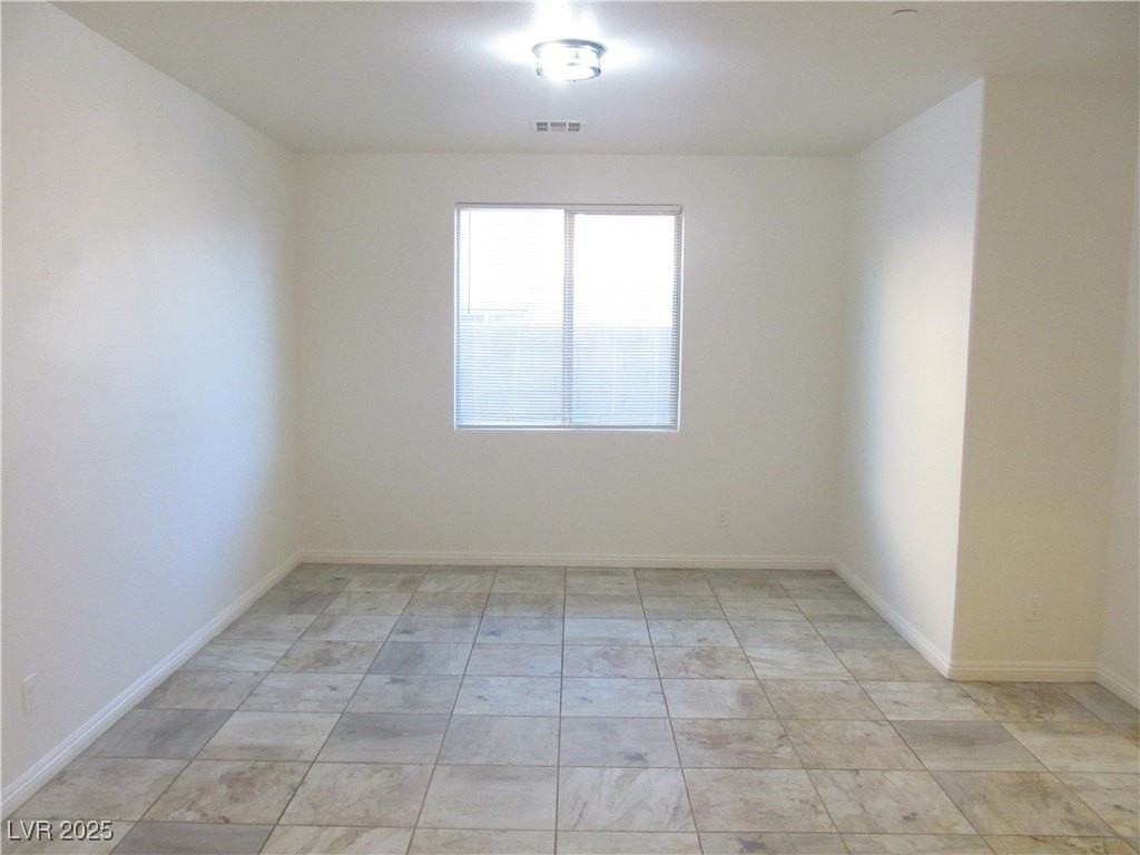 1692 Butterfly Ridge Avenue - Photo 5 of 27