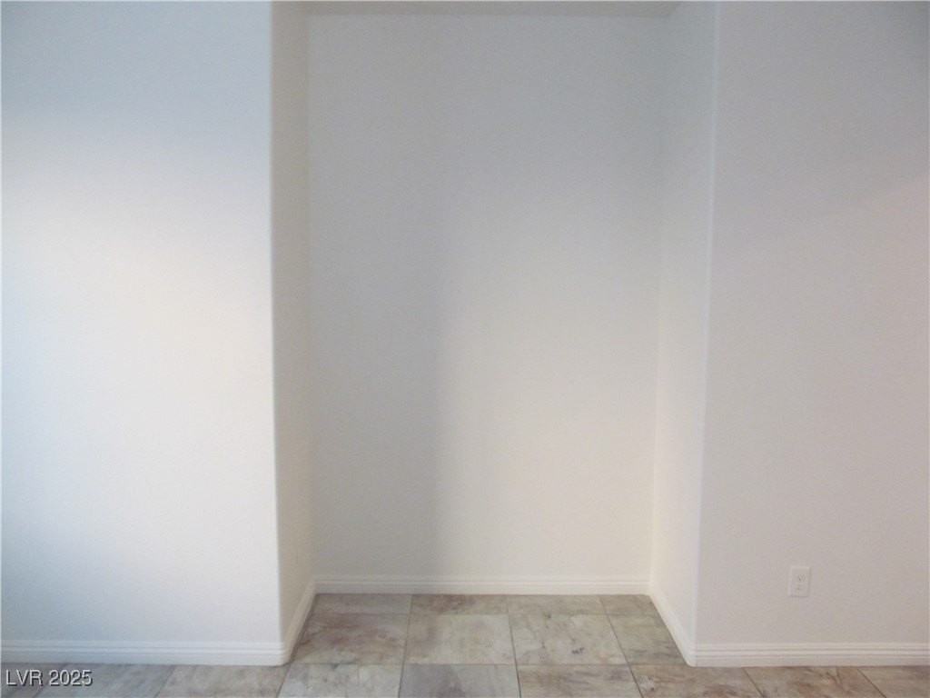 1692 Butterfly Ridge Avenue - Photo 6 of 27