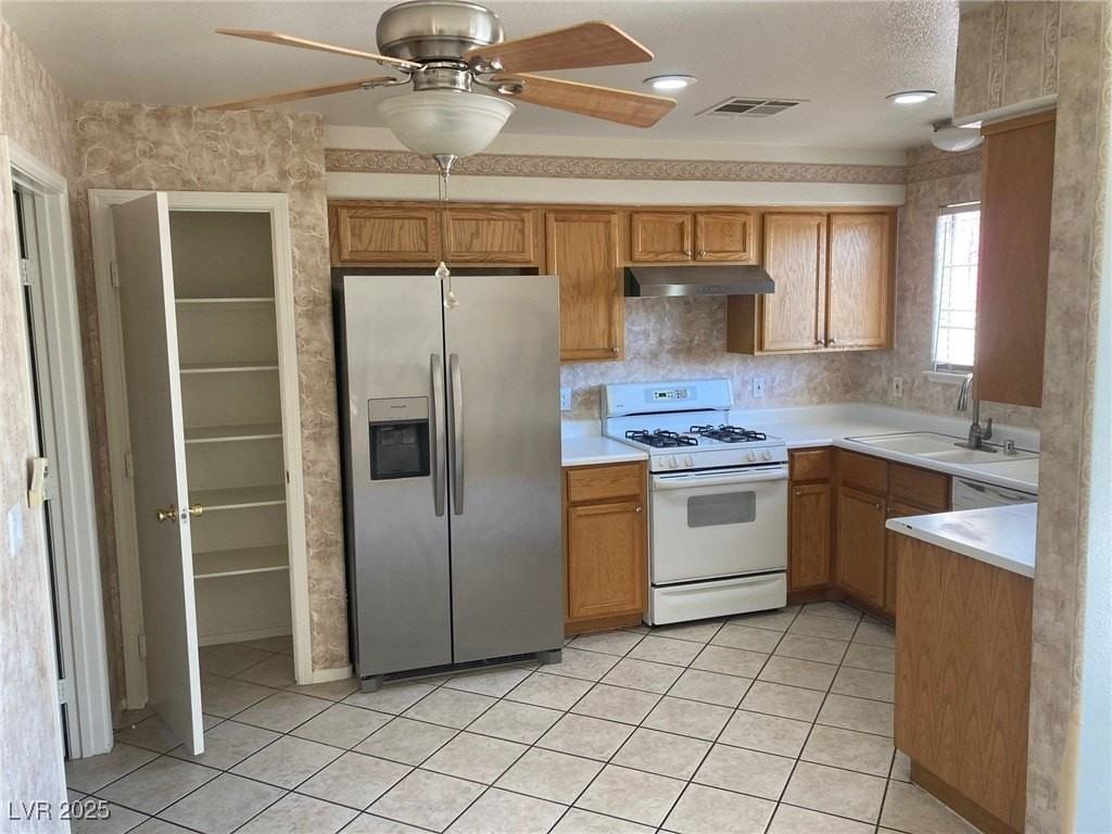 800 Spotted Eagle St #NA - Photo 6 of 20