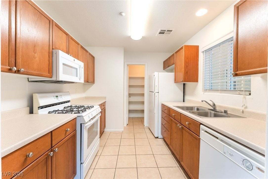 7417 Delicious Court - Photo 7 of 25