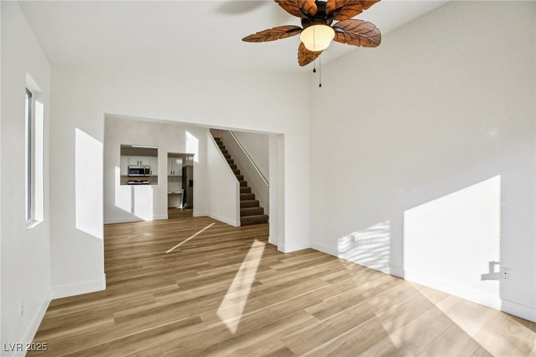 6027 Riflecrest Avenue - Photo 5 of 32