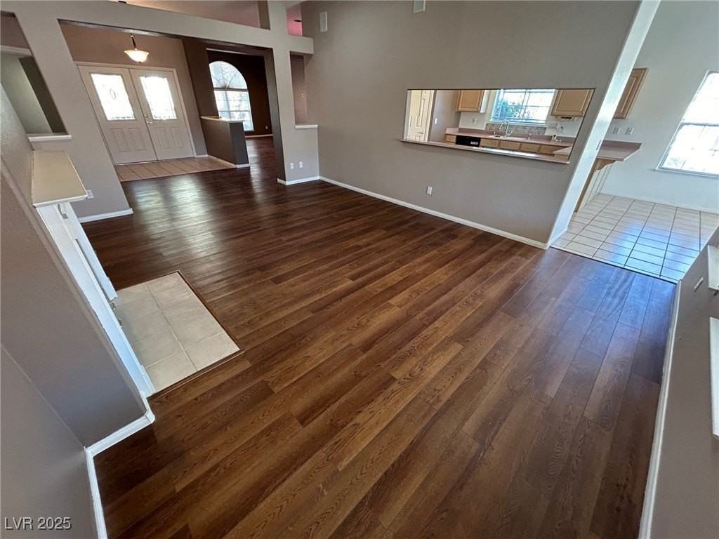 5001 Palm View Dr - Photo 7 of 50