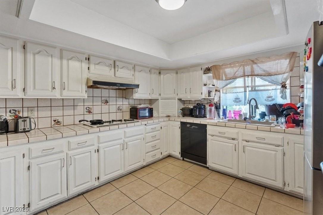 4602 Inland Court - Photo 6 of 50