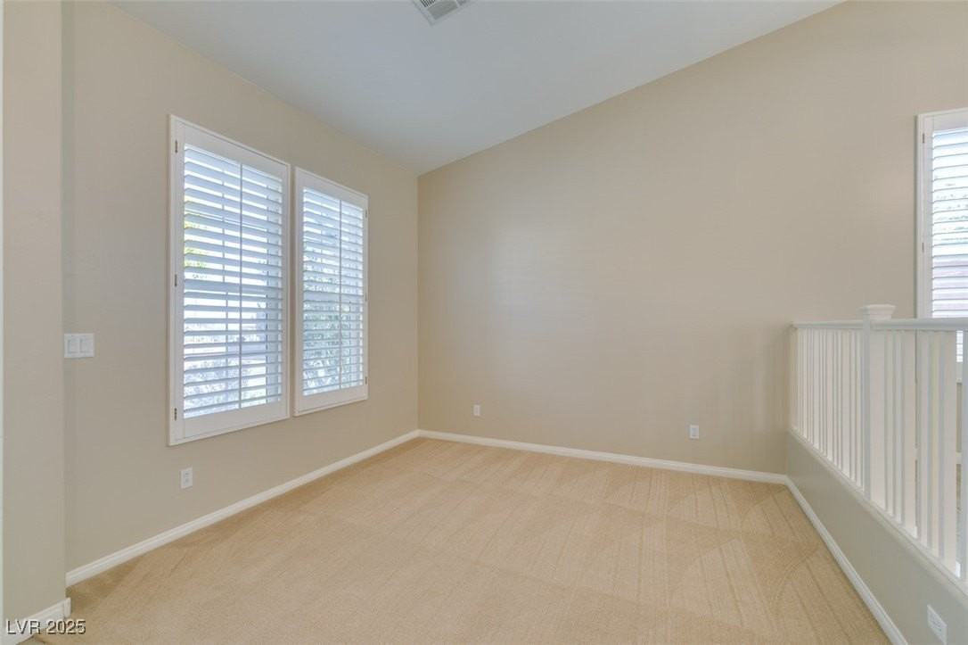 25 Precipice Ct - Photo 4 of 46