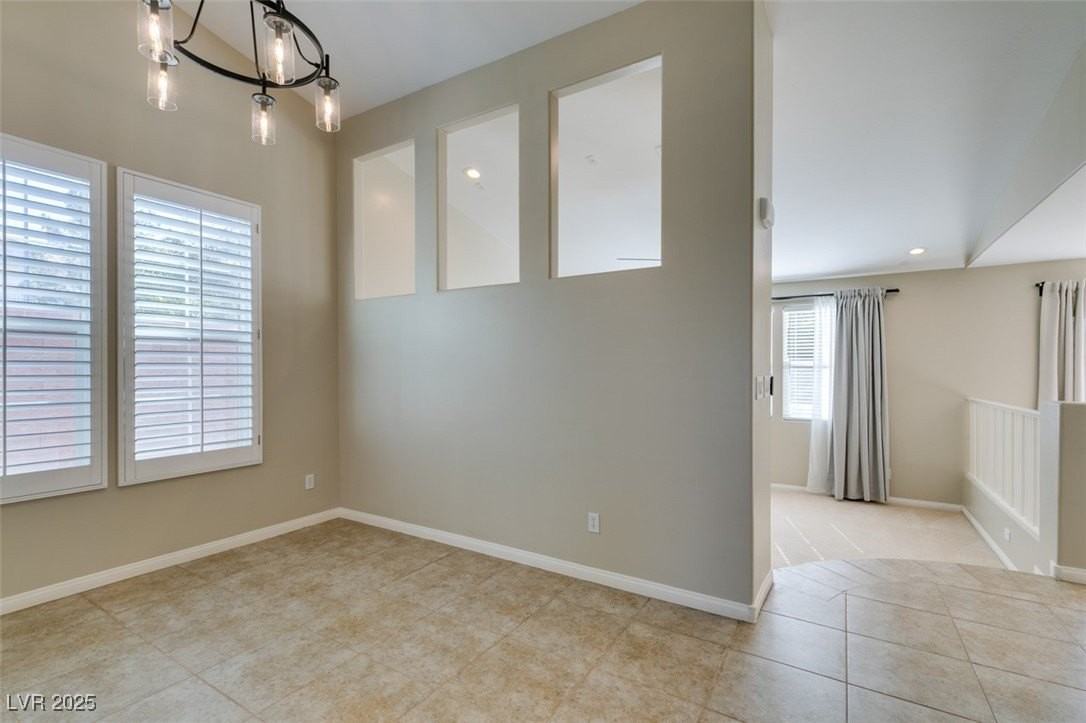 25 Precipice Ct - Photo 7 of 46