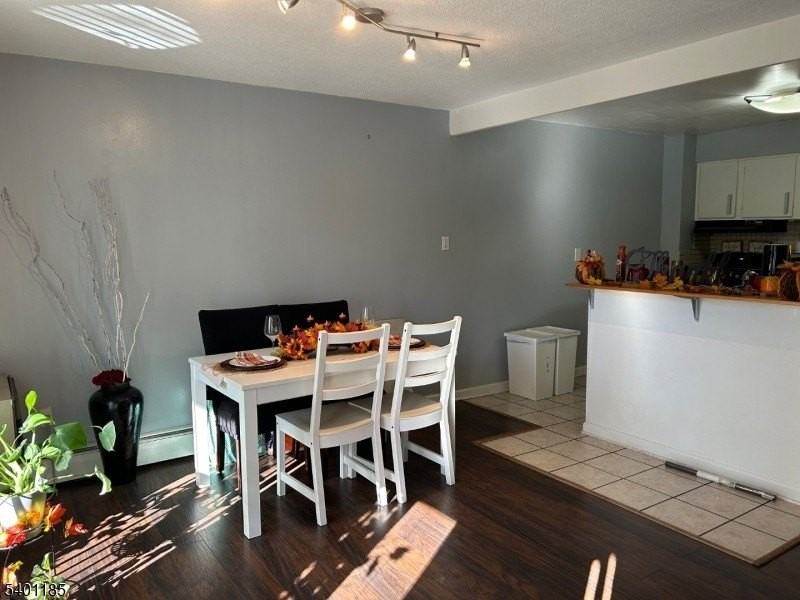 215 Chestnut Street - Photo 7 of 21