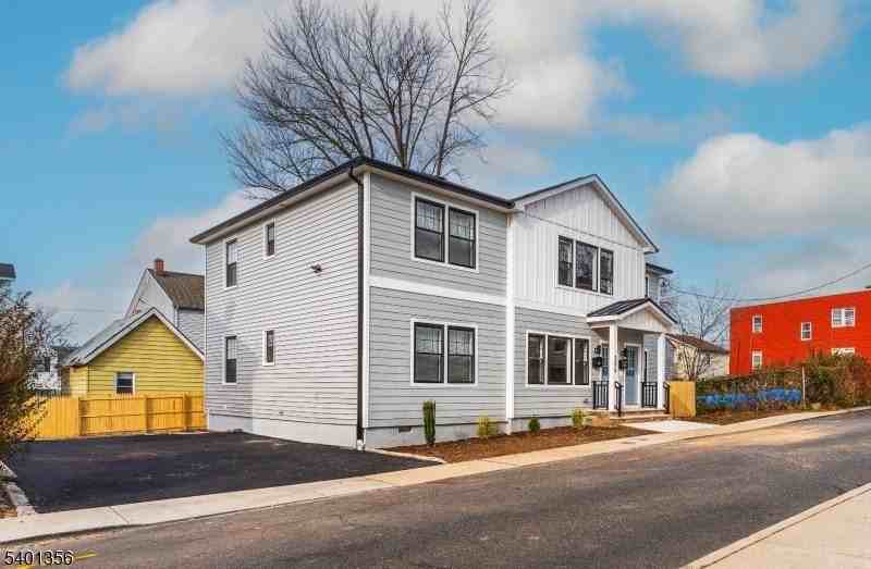 306 Carnegie Place - Photo 2 of 42