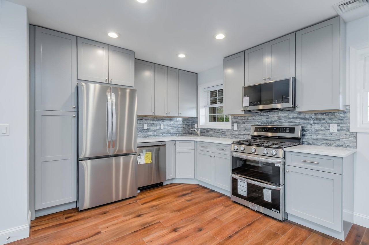 79 Towers Street #2 - Photo 5 of 27