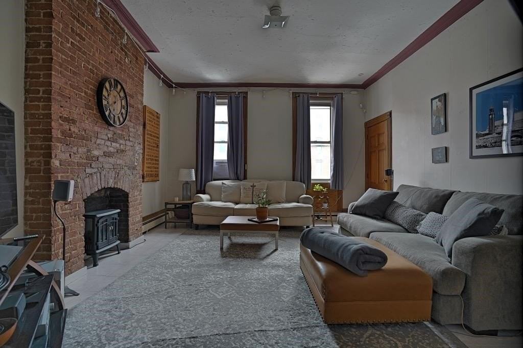 1114 Washington St #2 - Photo 3 of 16