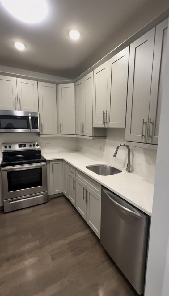 304 Broadway #206 - Photo 7 of 10