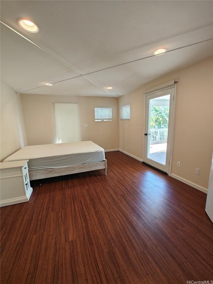 3232 3232 Paty Drive unit: Studio - Photo 4 of 13