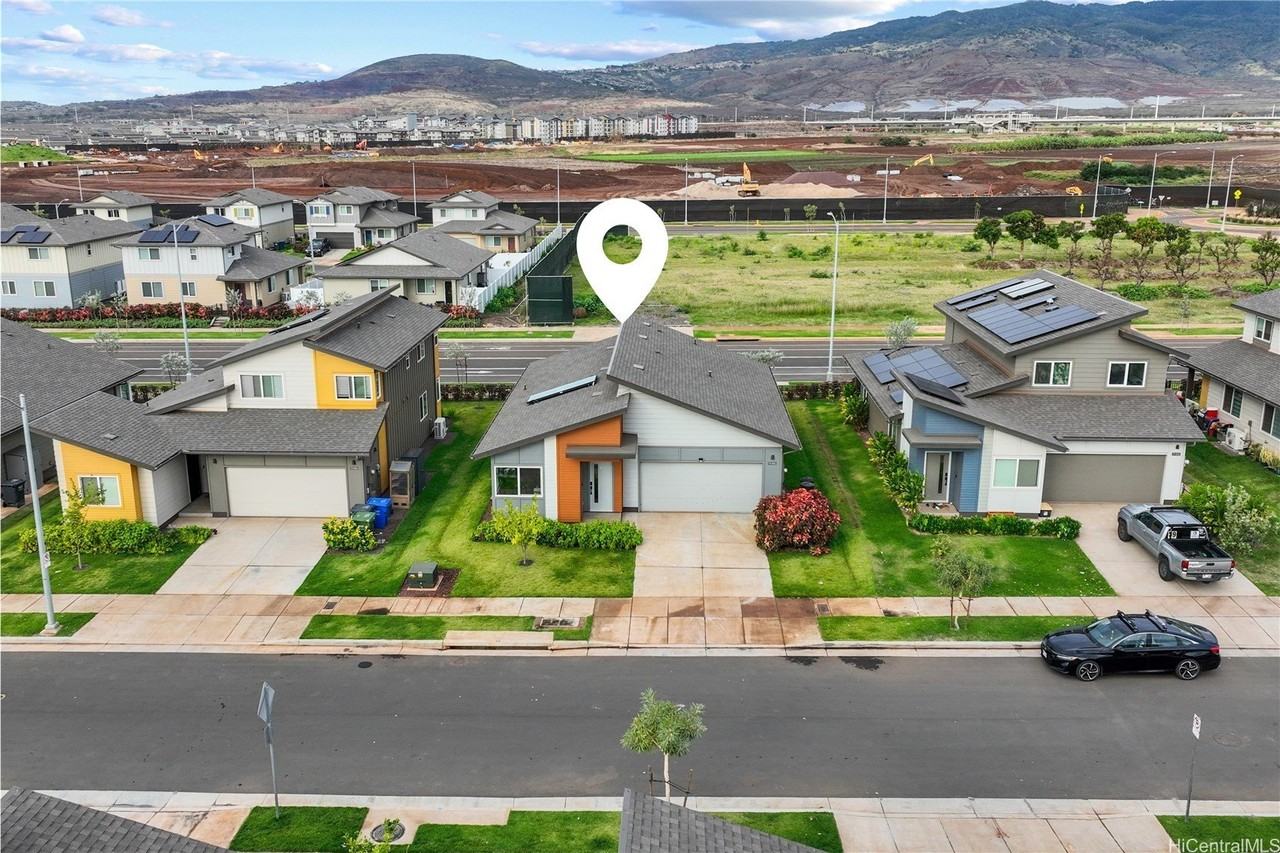 91-1816 Kohanahana Loop - Photo 3 of 25