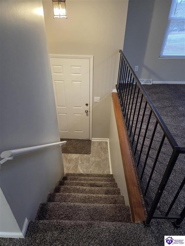 526 Rose Creek Dr - Photo 2 of 24