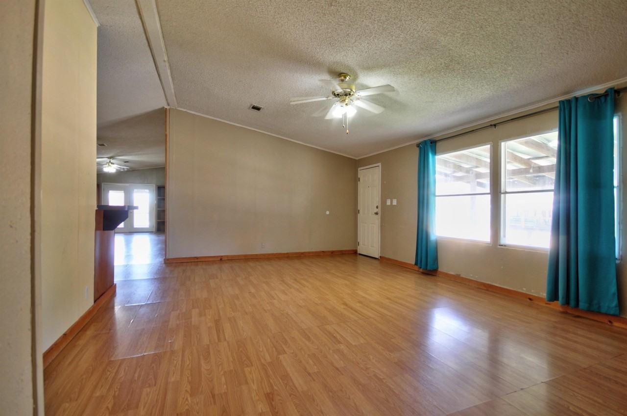 1504 1504 - 2 RANCH ROAD 261 - Photo 7 of 22