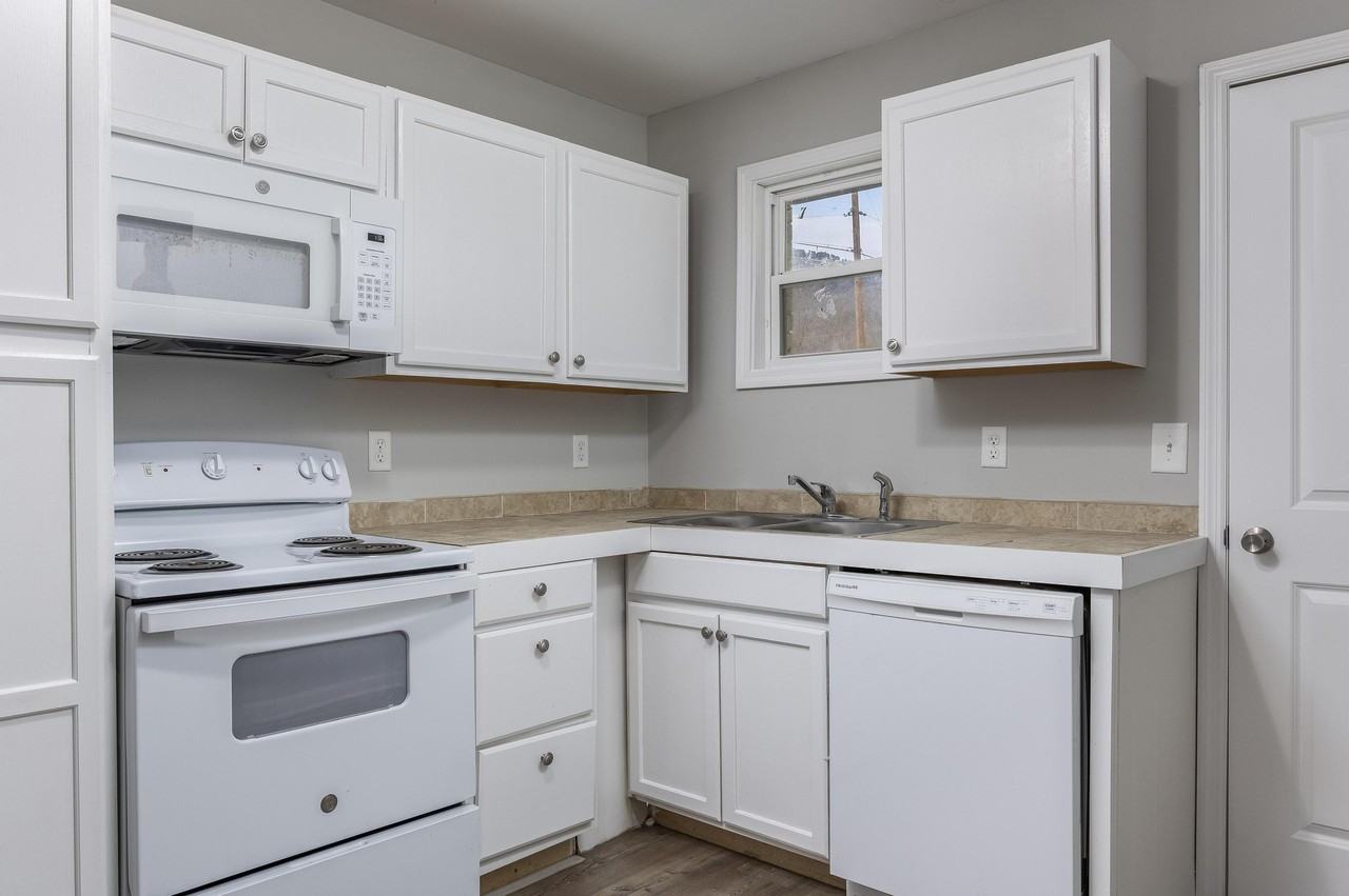 131 Swafford Road #B - Photo 2 of 20