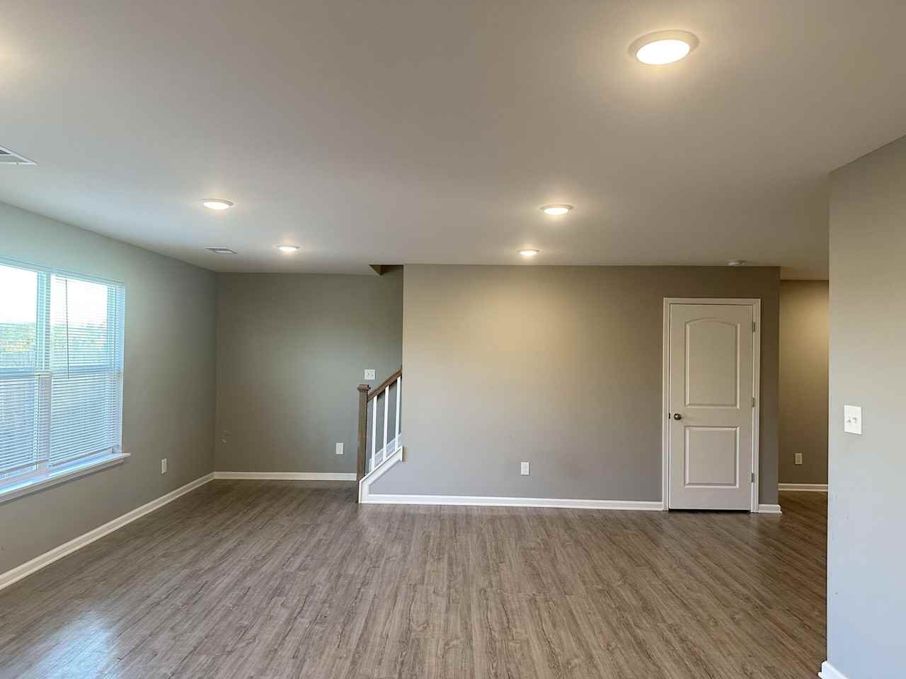 2452 Feathersound Way - Photo 5 of 23