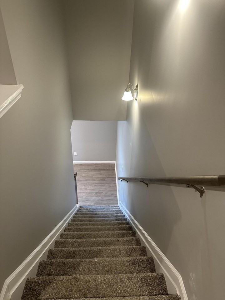 2452 Feathersound Way - Photo 6 of 23