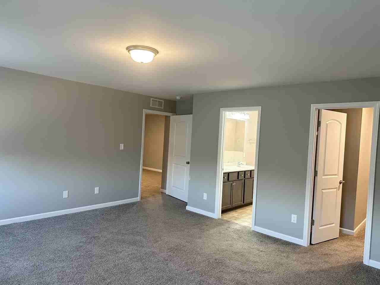 2452 Feathersound Way - Photo 7 of 23