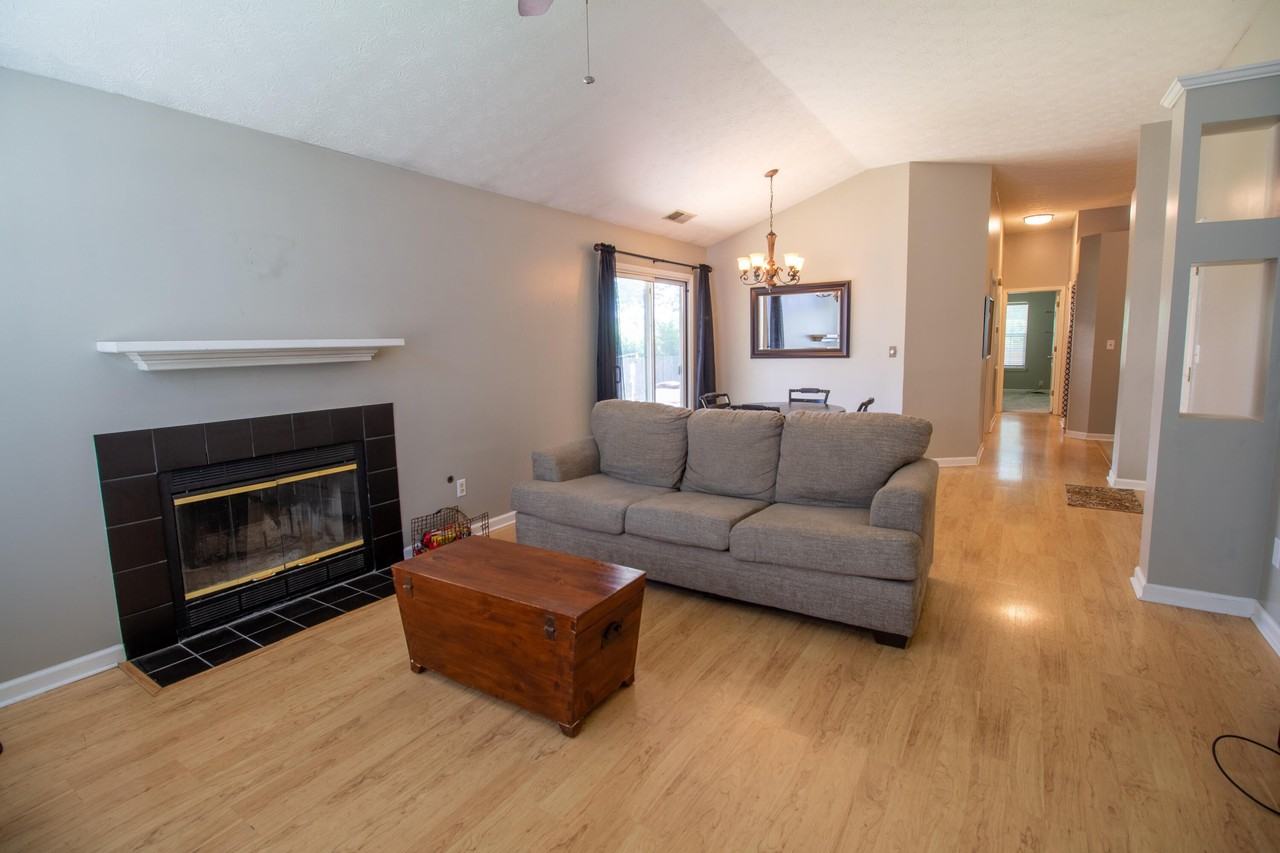 4208 Canterbury Green Way - Photo 2 of 22