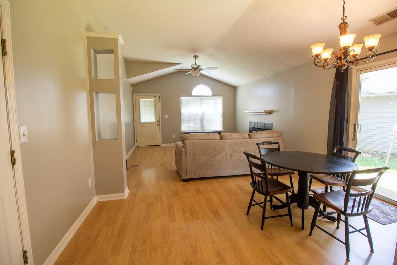 4208 Canterbury Green Way - Photo 3 of 22