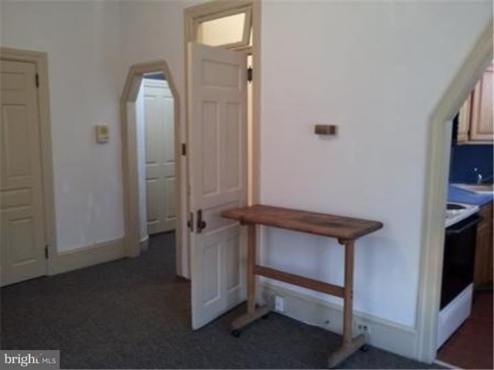 421 East High Street - Photo 7 of 20