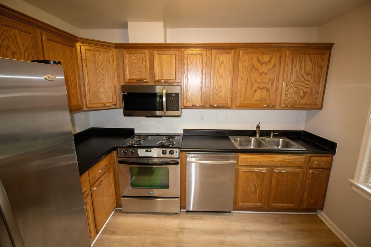 2701 Chelsea Ct - Photo 7 of 50