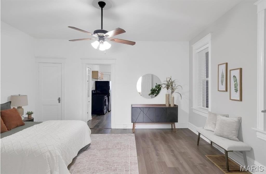 1909 Allen Ave - Photo 5 of 22