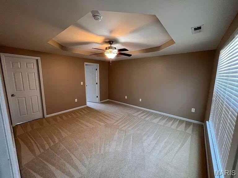 2429 Heather Hill Ct - Photo 7 of 13