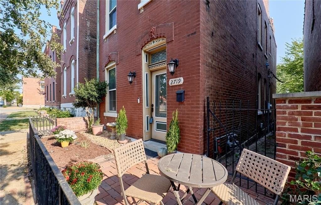 2719 Arsenal Street - Photo 6 of 50