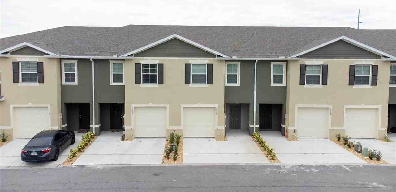 1389 Yellow Finch Drive - Photo 2 of 26