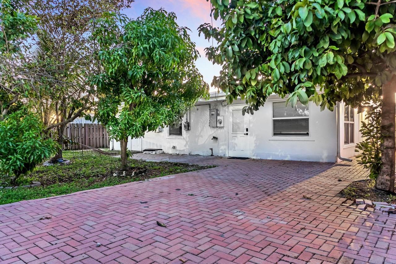 Nw 60th Ave - Photo 2 of 17