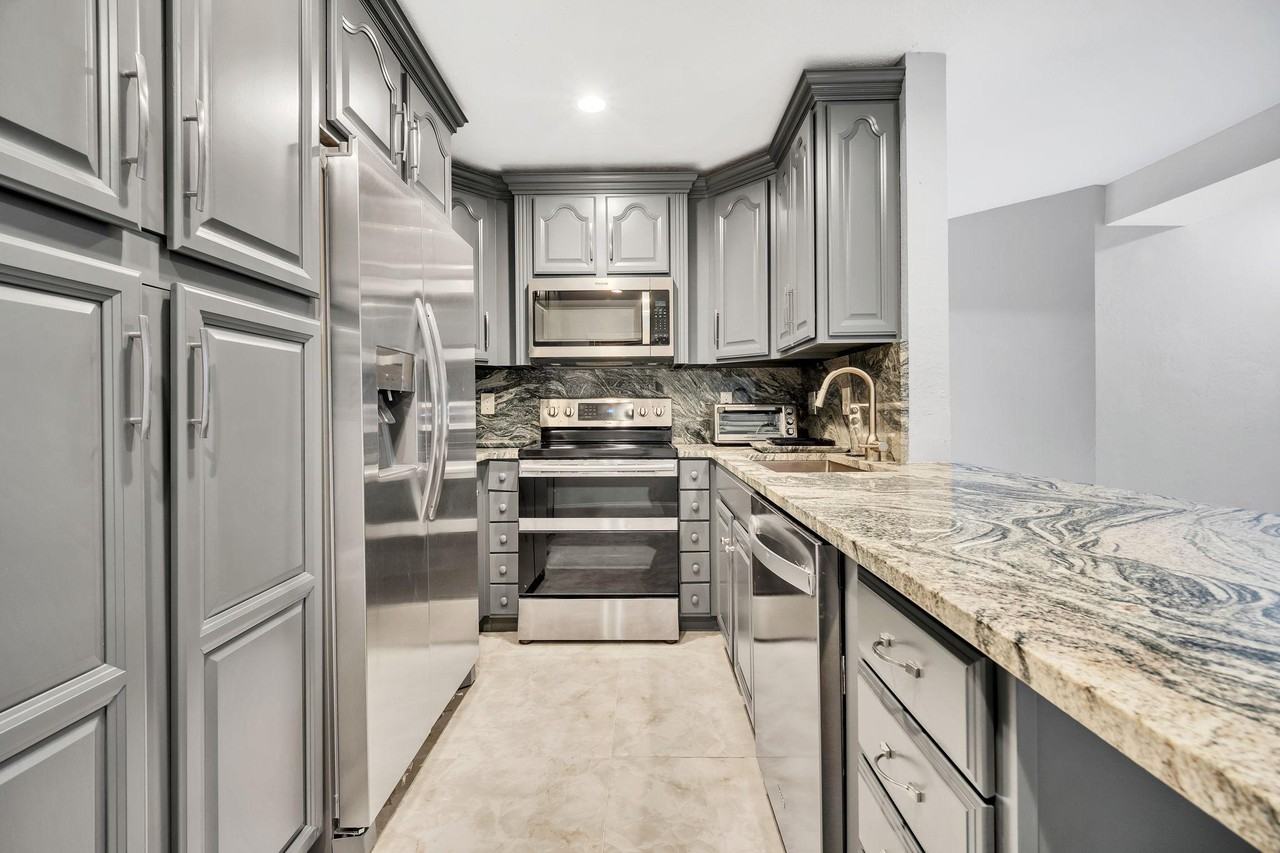 Nw 60th Ave - Photo 5 of 17