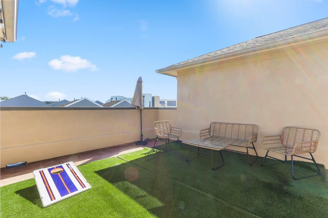 Holman St - Photo 4 of 10