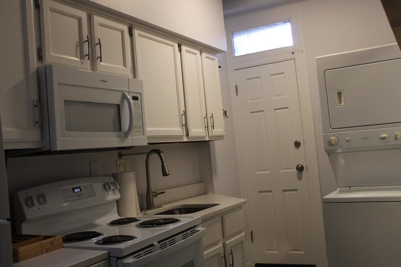 Connecticut Avenue Northwest - Photo 4 of 12