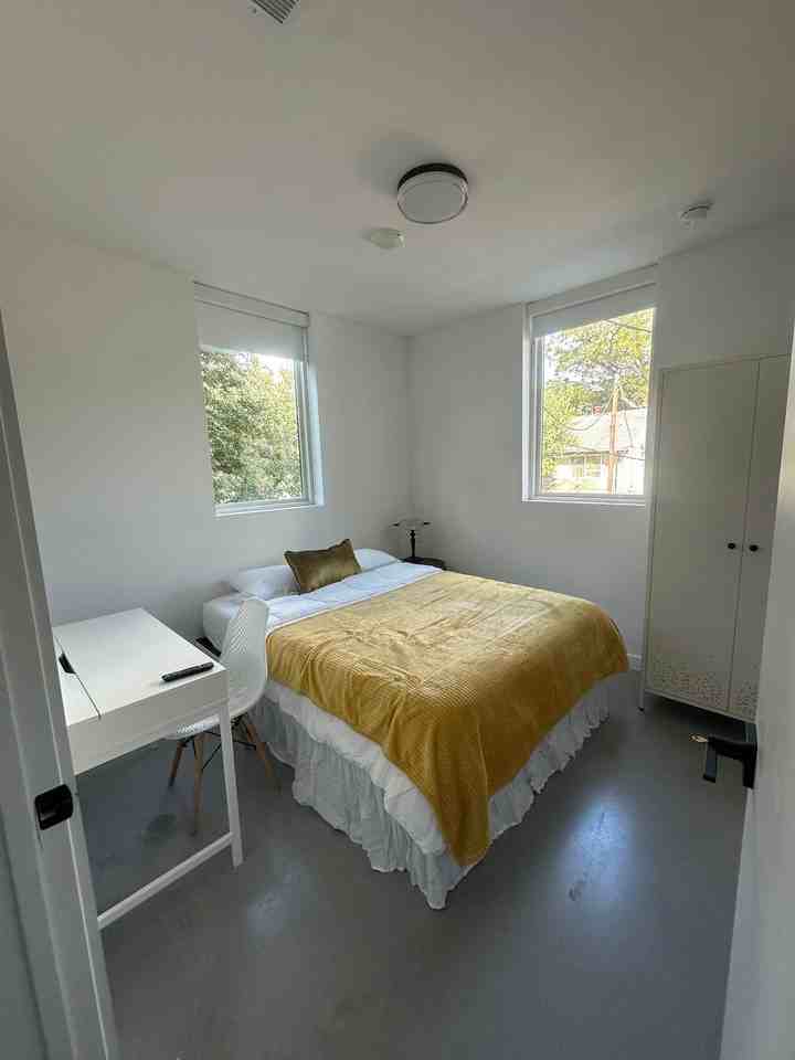 Nueces Street - Photo 5 of 11