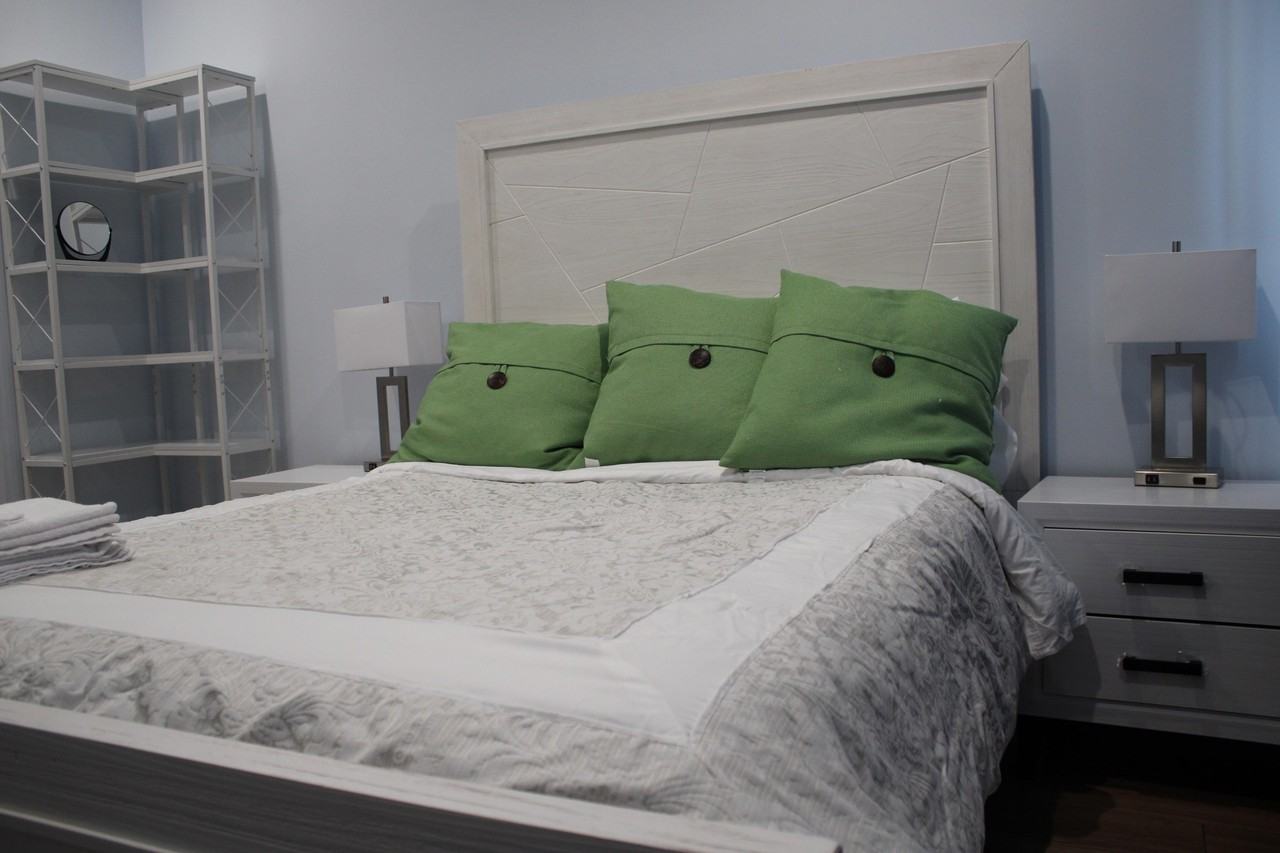 King St - Photo 7 of 9