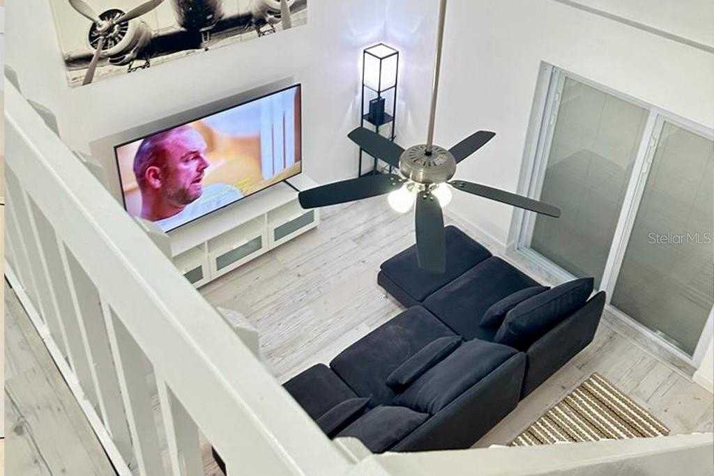 2725 Tally-Ho Avenue - Photo 2 of 9