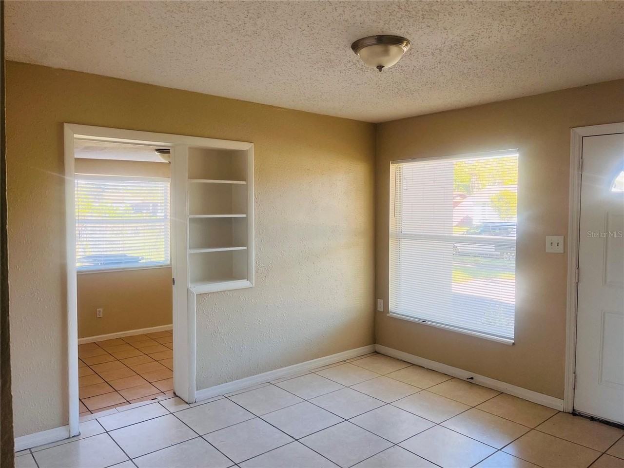 76 Judith Lane - Photo 2 of 20