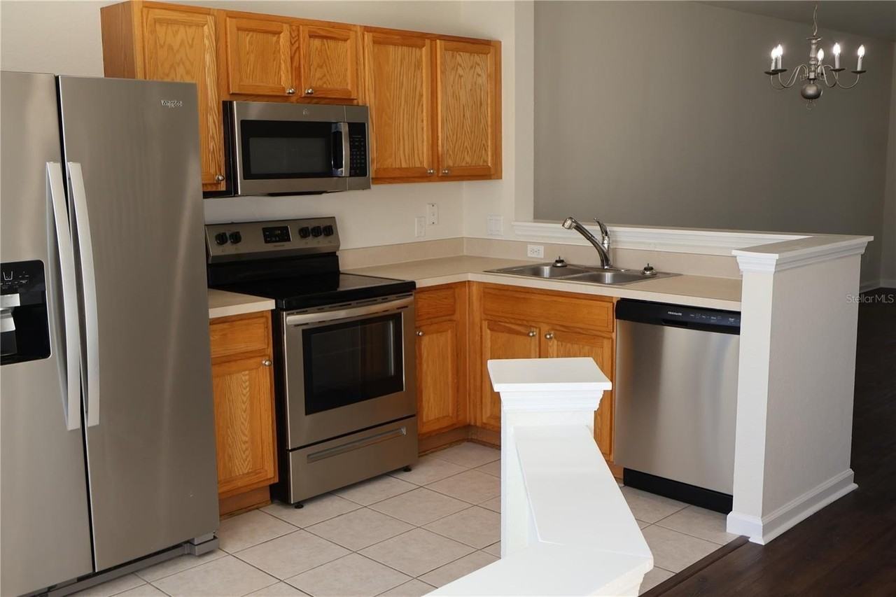 4476 Sw 49th Ave - Photo 3 of 29