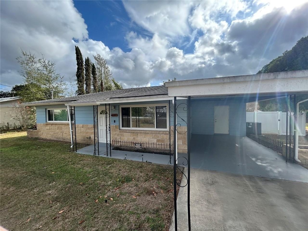 21570 Sw Raintree St