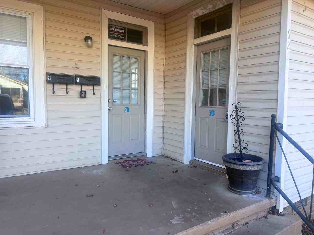 621 North Cherry Street #B - Photo 2 of 10