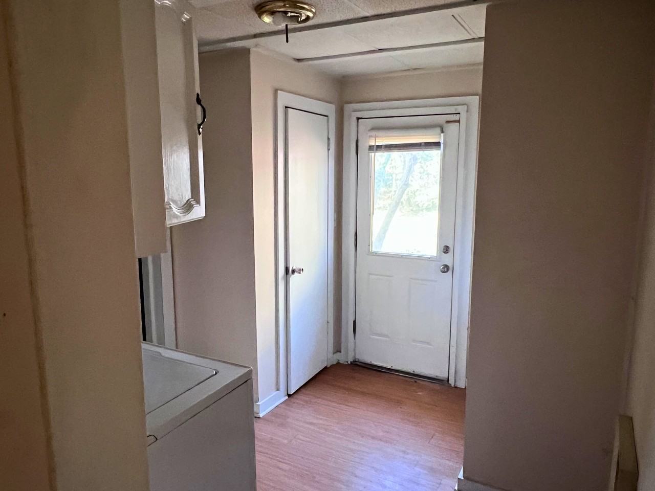 621 North Cherry Street #B - Photo 6 of 10