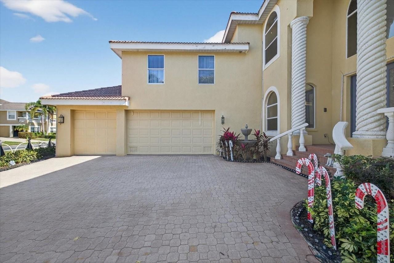 1224 Acappella Ln - Photo 5 of 50