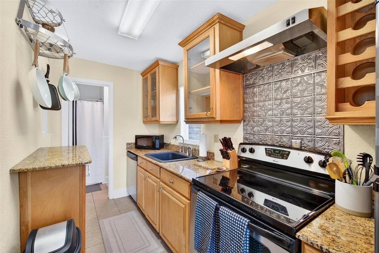 509 29th Ave S #C - Photo 4 of 12