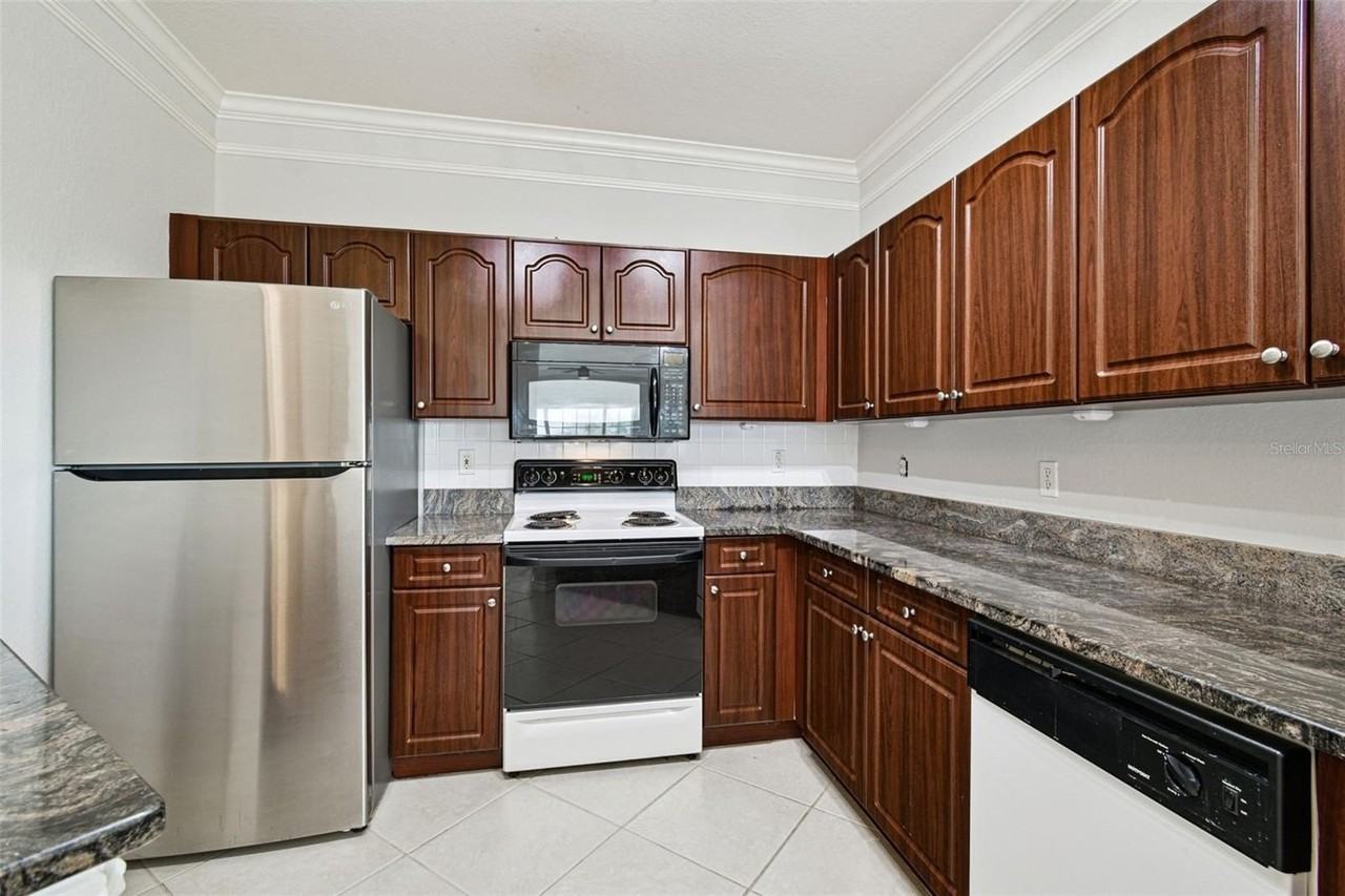 4302 Bayside Village Drive #204 - Photo 7 of 33