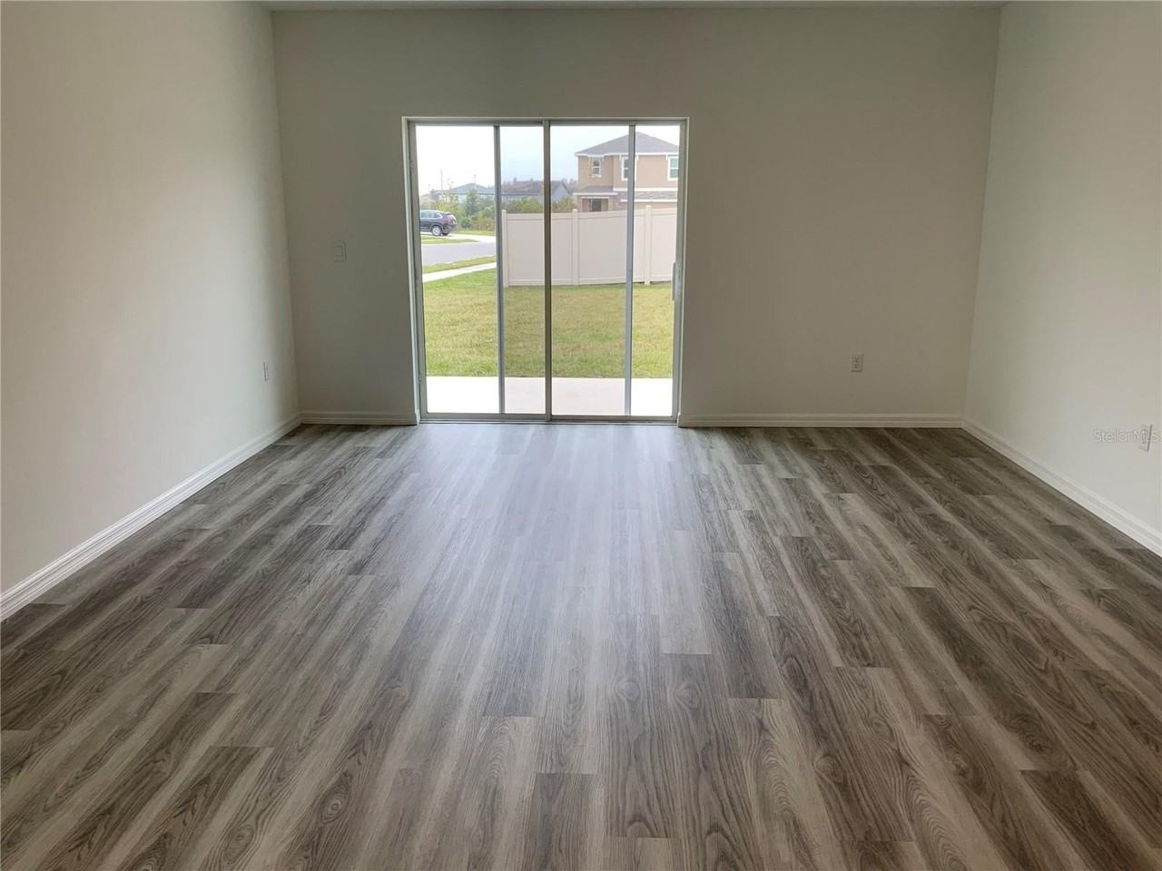 32386 Evening Grove Court - Photo 3 of 13