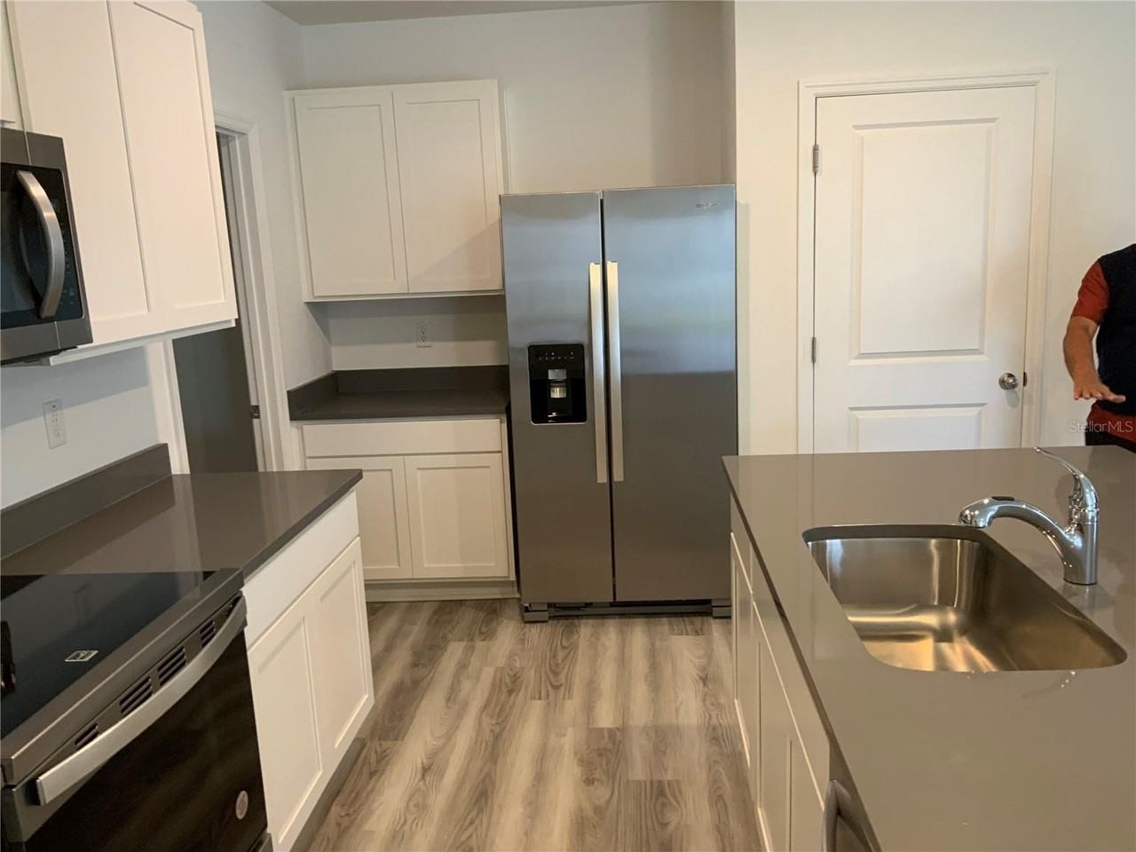 32386 Evening Grove Court - Photo 4 of 13