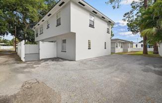 5517 Gulfport Boulevard South - Photo 1 of 1