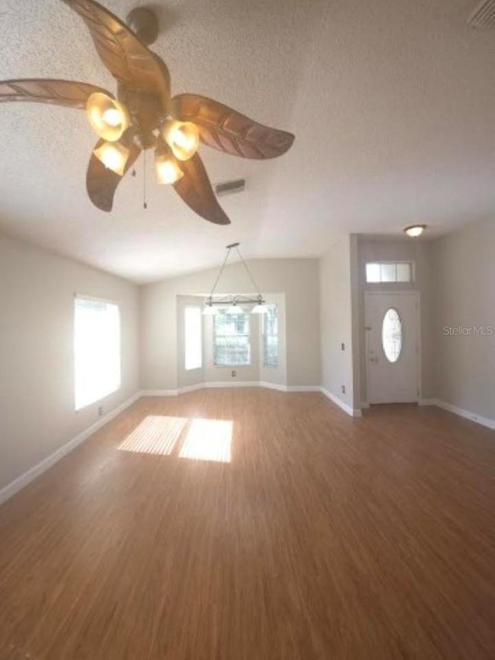 5514 Tughill Dr - Photo 7 of 37